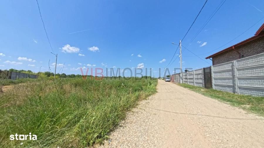 Teren de 13659 mp, în Răcari