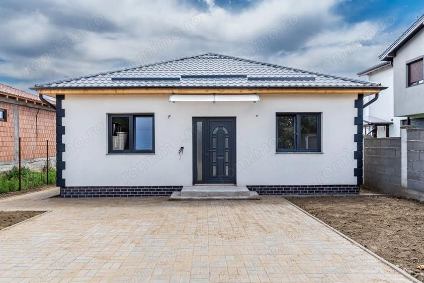 Casă cu 4 camere cu Teren 511 Mp în Șofronea