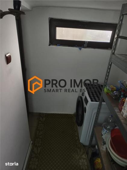 Casă cu 4 camere semidecomandat cu Teren 544 Mp în Broșteni