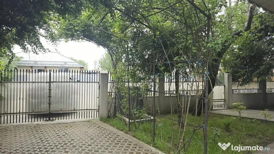 Casă cu 3 camere cu Teren 850 Mp în Pechea