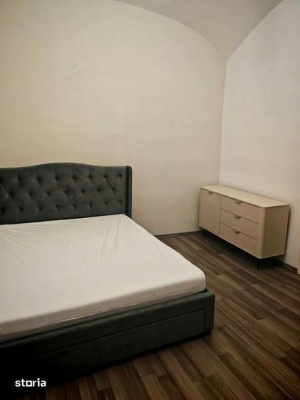 Casă cu 2 camere cu Teren 54 Mp în Central