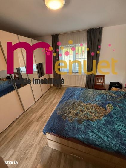 Casă cu 6 camere cu Teren 2000 Mp în Nufăru