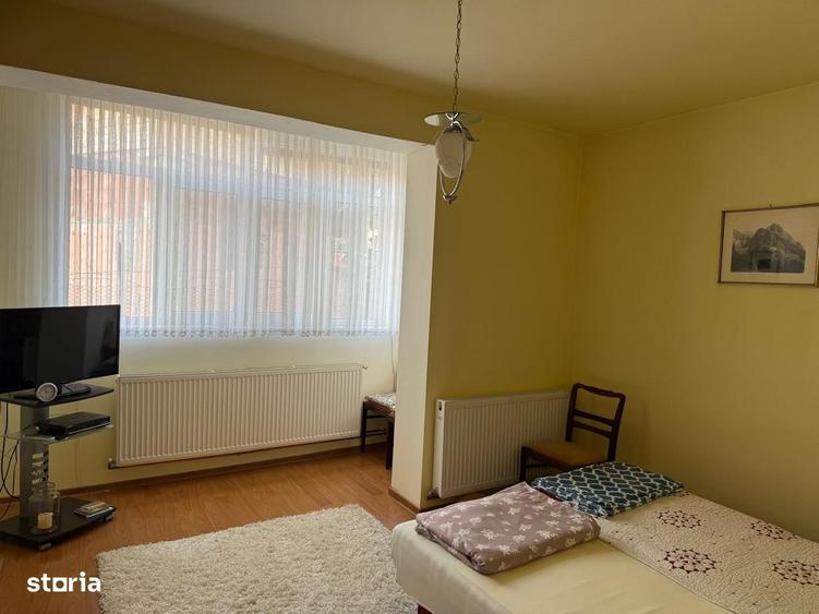 Apartament cu 2 camere semidecomandat în Central