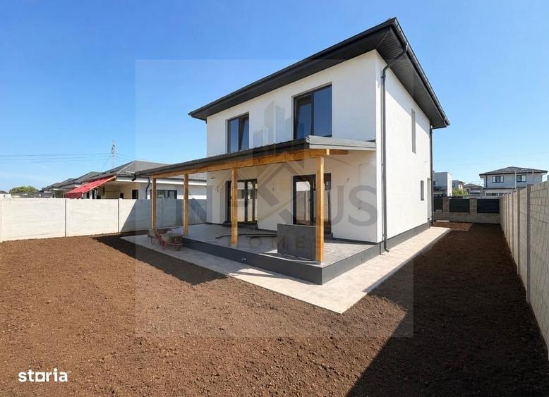 Casă cu 4 camere în Berceni