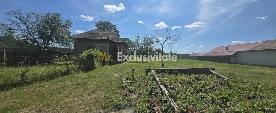 Casă cu 3 camere cu Teren 924 Mp în Budieni