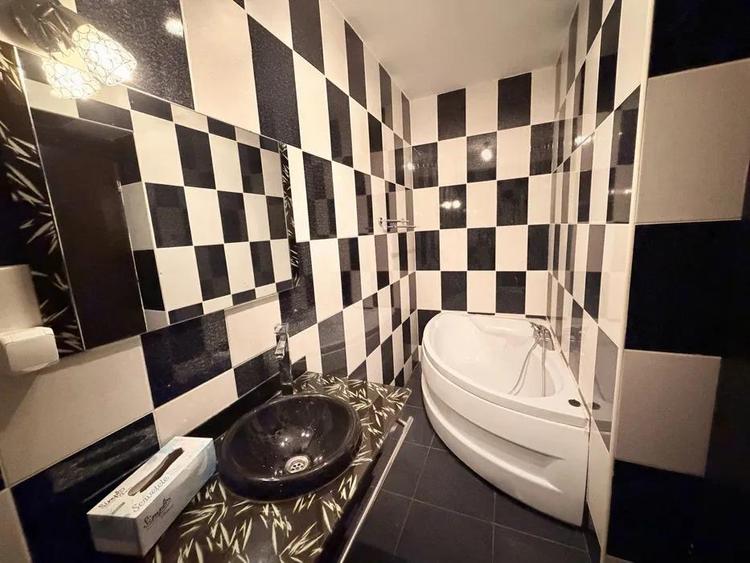 Apartament cu 3 camere decomandat în Valea Lupului