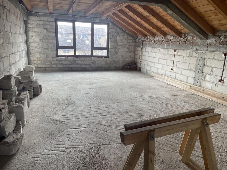 Casă cu 4 camere în Grădiște