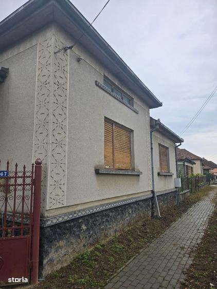 Casă cu 3 camere în Botiz
