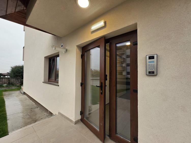 Apartament cu 2 camere decomandat în Sânpetru