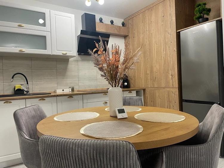 Apartament cu 2 camere decomandat în Unirii