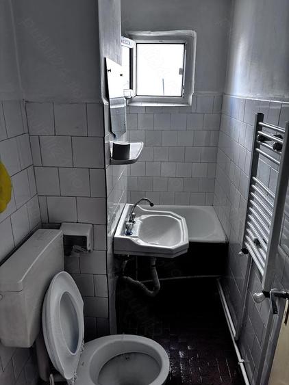 Garsonieră nedecomandată în Broșteni