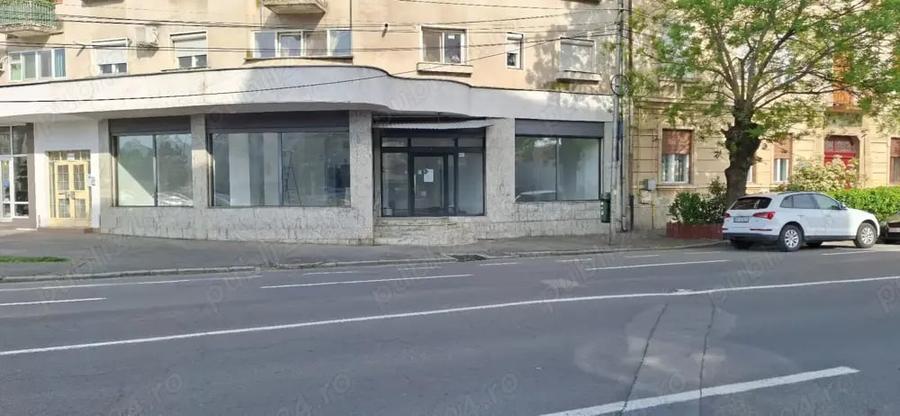 Spațiu comercial, de 201 mp, în Intim