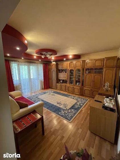 Apartament cu 4 camere în Central