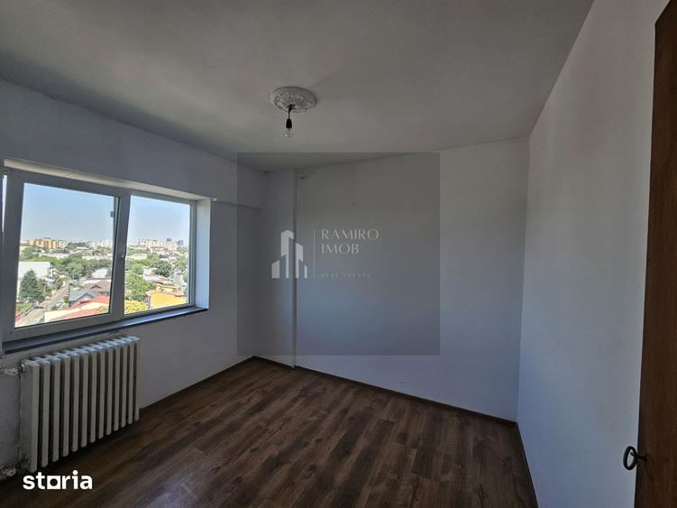 Apartament cu 3 camere decomandat în Giurgiului