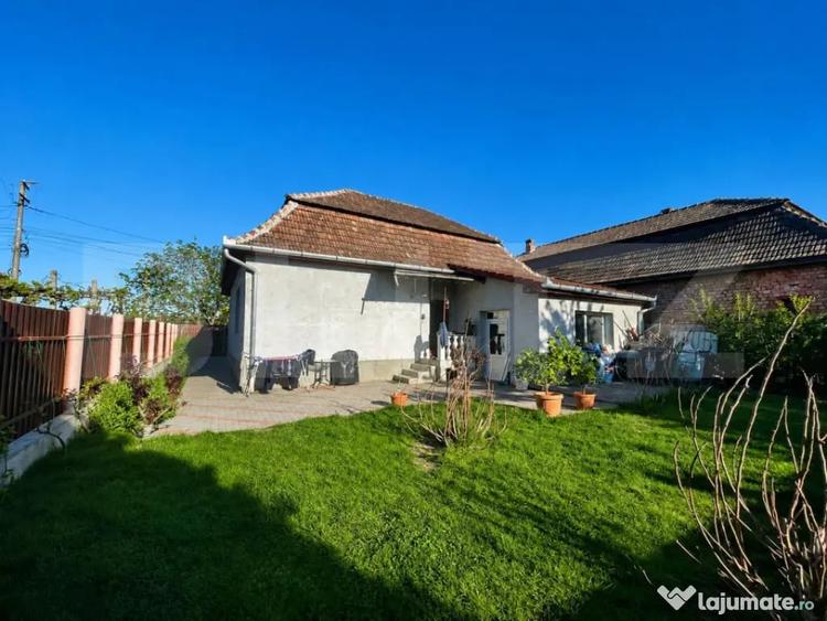 Casă cu 3 camere cu Teren 354 Mp în Central