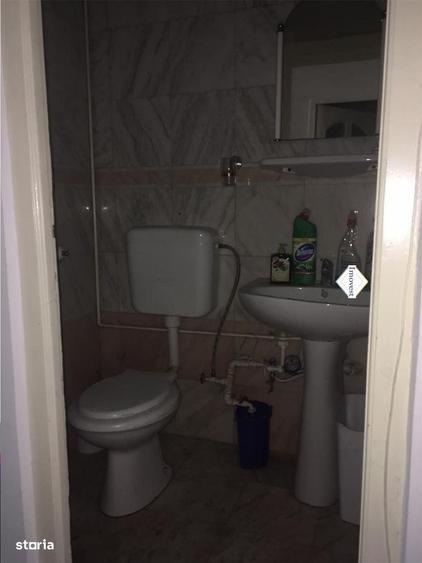 Spațiu comercial, de 63 mp, în Central