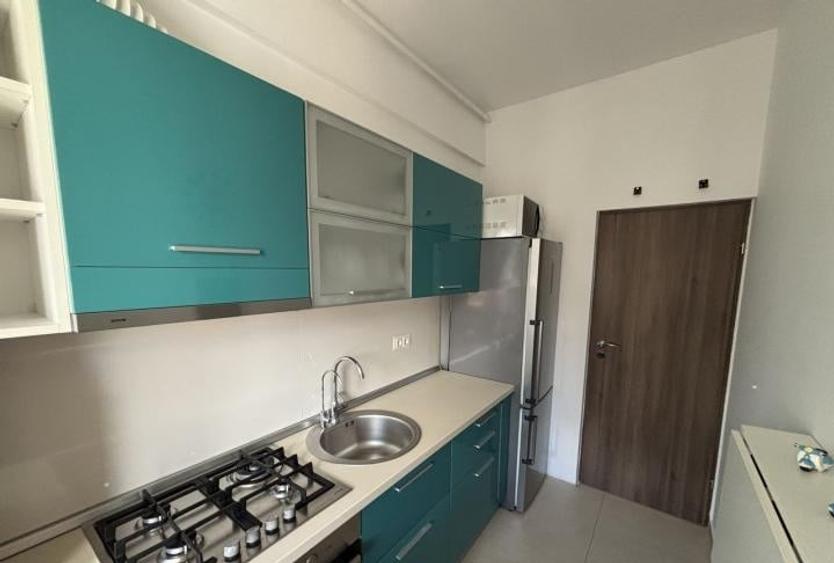 Apartament cu 2 camere semidecomandat, mobilat în Unirii