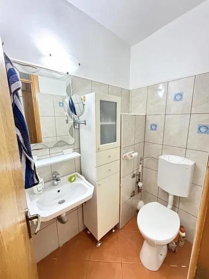 Apartament cu 3 camere decomandat în Dacia