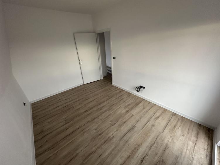 Apartament cu 2 camere semidecomandat în Bucovina