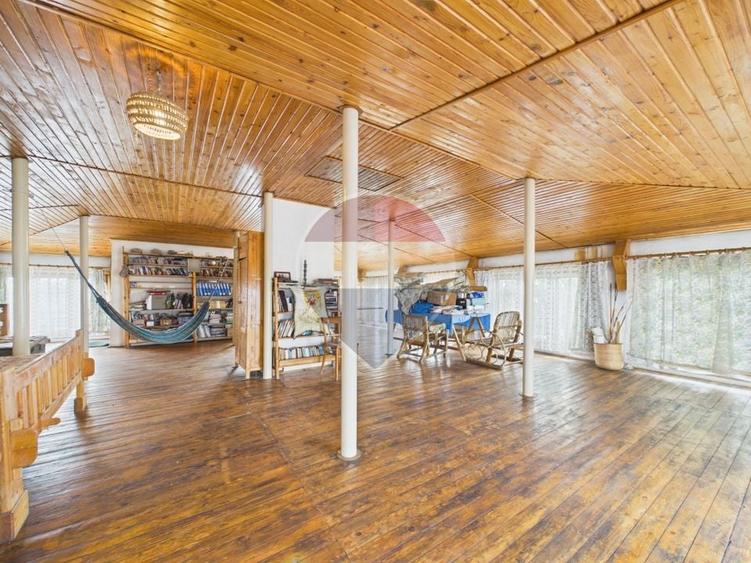 Casă individuală cu 5 camere cu Teren 3200 Mp în Chiajna
