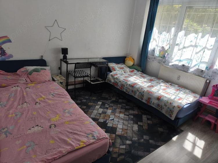 Apartament cu 3 camere decomandat în Berceni
