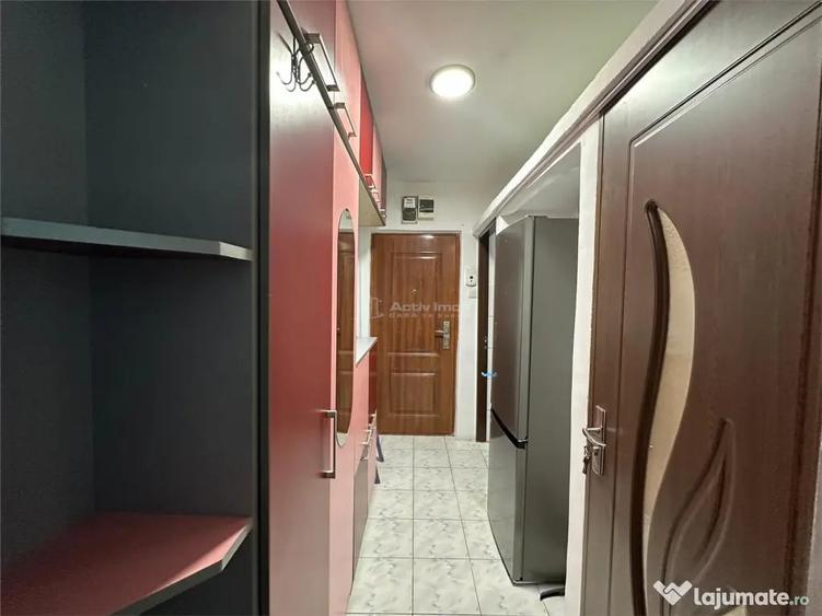 Apartament cu 2 camere semidecomandat în Central