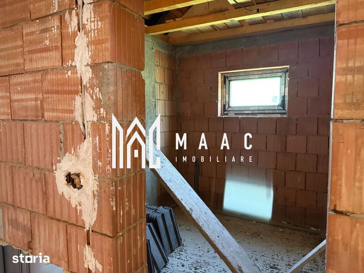 Casă individuală cu 4 camere cu Canalizare în Slimnic