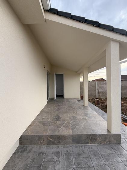 Duplex cu 3 camere cu Teren 463 Mp în Șag