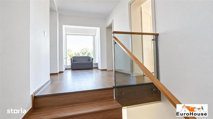 Casă cu 4 camere cu Teren 300 Mp în Central