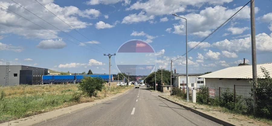 Teren Construcții intravilan de 430 mp, în Calea Romanului