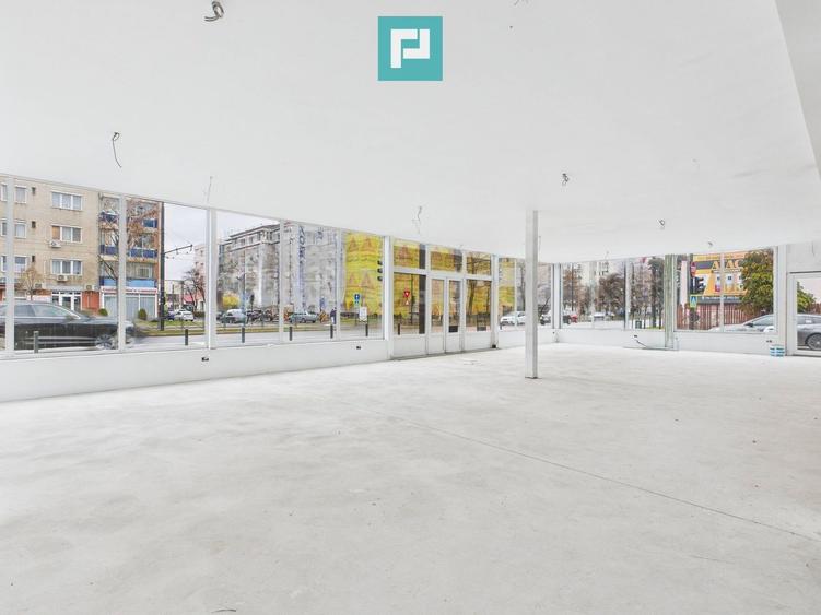 Spațiu comercial, de 198.30000305176 mp, în Cantemir