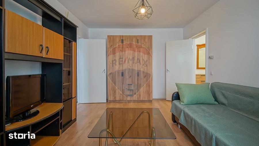 Apartament cu 2 camere semidecomandat în Griviței