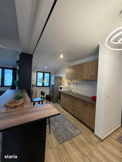 Apartament cu 4 camere, mobilat în Băneasa