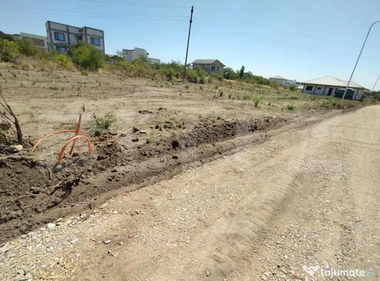Teren de 807 mp, în Plaiul Vulcanești