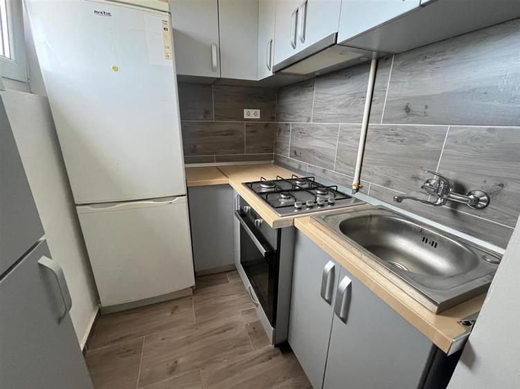 Apartament cu 2 camere nedecomandat în Central