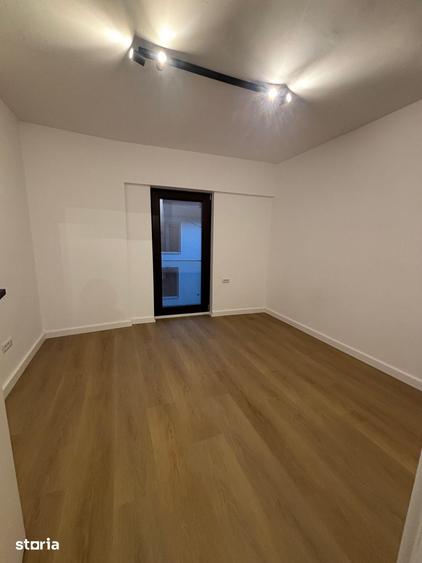 Spațiu comercial, de 90 mp, în Gara de Nord