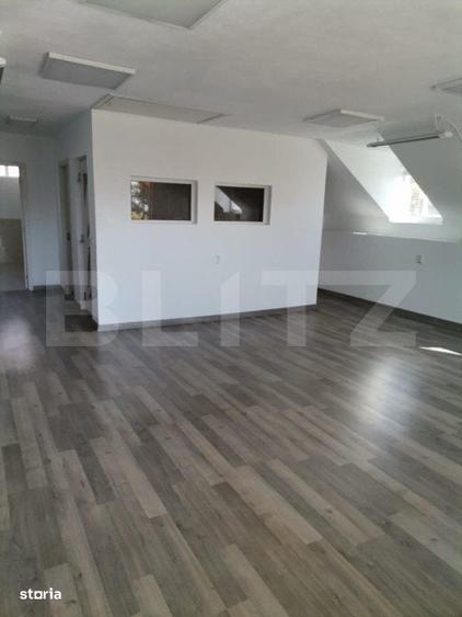 Spațiu comercial, de 225 mp, în Valea