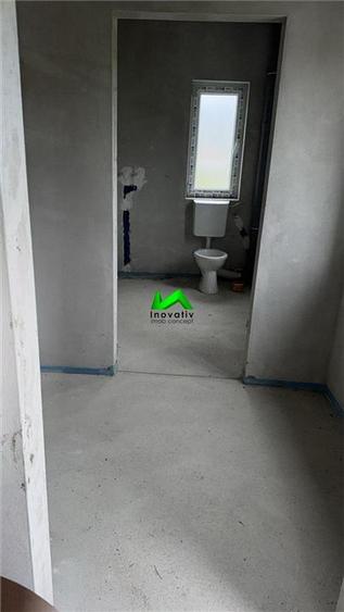 Casă cu 7 camere cu Teren 727 Mp în Central