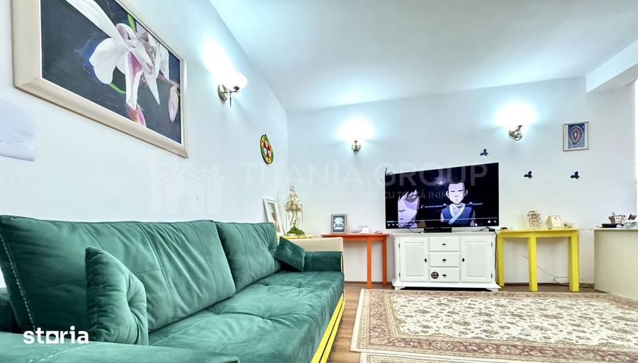 Casă cu 8 camere cu Canalizare în Bartolomeu