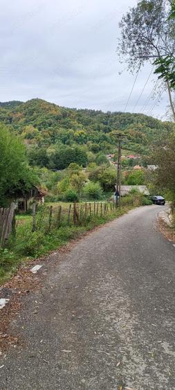 Teren de 5400 mp, în Bughea de Jos