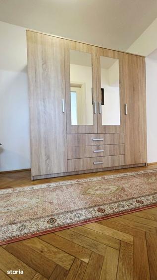Apartament cu 4 camere decomandat, mobilat în Libertății