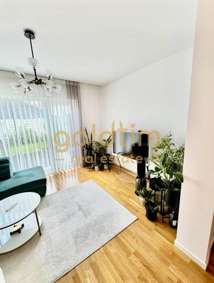 Casă cu 5 camere cu Canalizare în Pipera