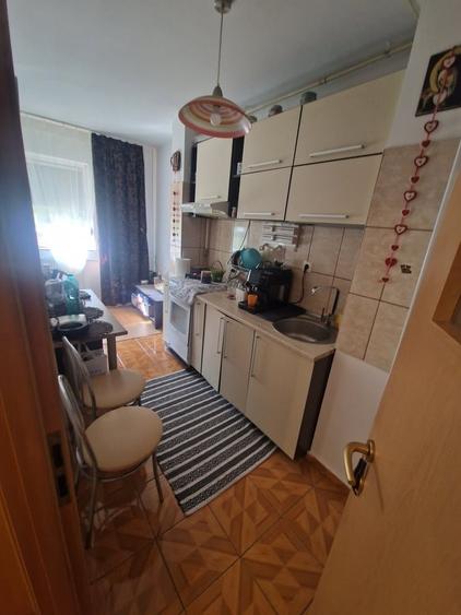 Apartament cu 2 camere decomandat în Drumul Taberei