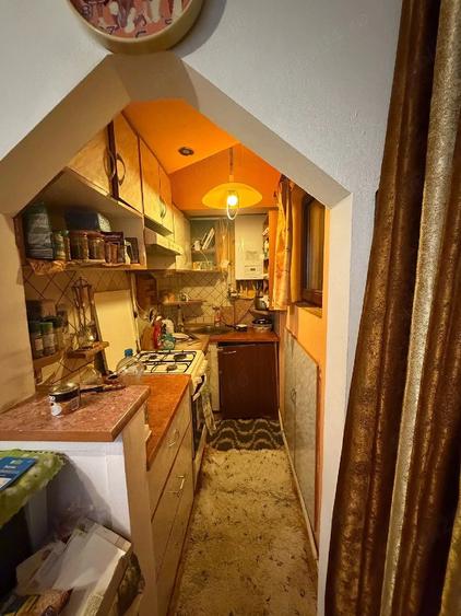 vind apartament trei camere semidecoandat - 3