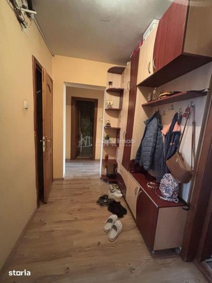 Apartament cu 4 camere în Rogerius