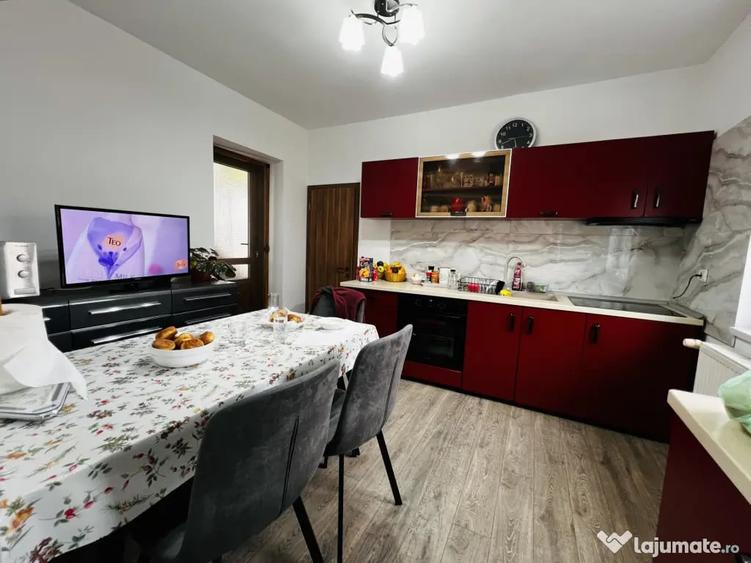 Casă cu 4 camere cu Teren 105 Mp în Lunei