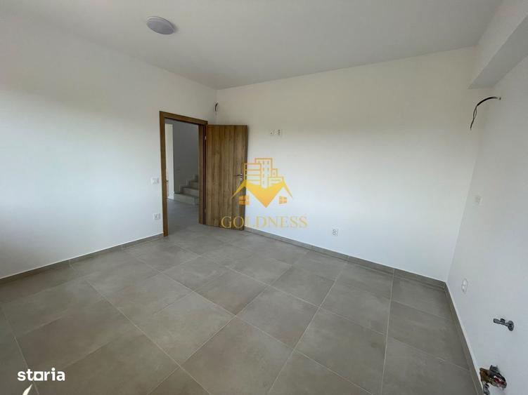 Casă cu 4 camere cu Teren 657 Mp în Sălicea