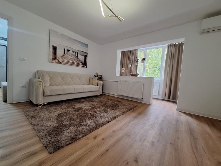 Apartament cu 2 camere semidecomandat, mobilat în Girocului