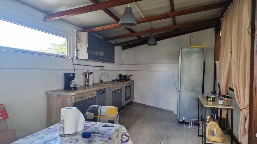 Casă cu 3 camere în Exterior Vest