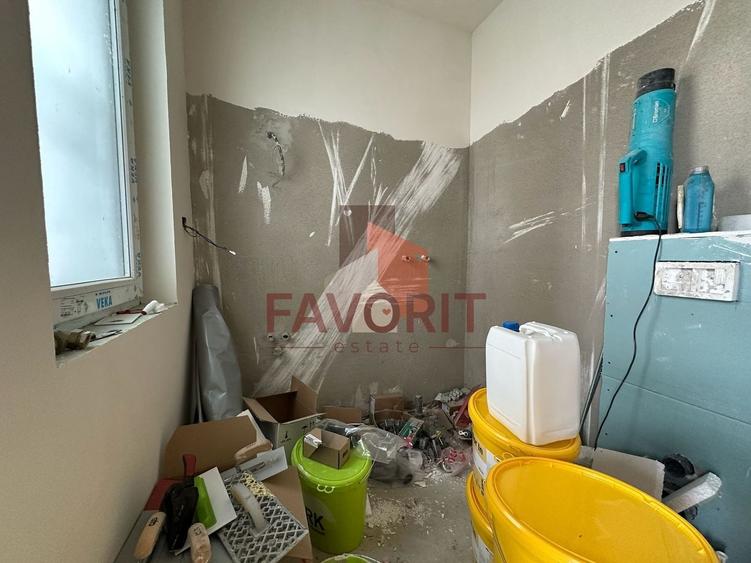 Duplex cu 5 camere cu Canalizare în Săcălaz